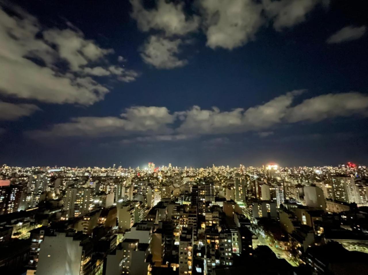 Piso 25 increíble vista de Buenos Aires y el Río de la Plata Exterior foto