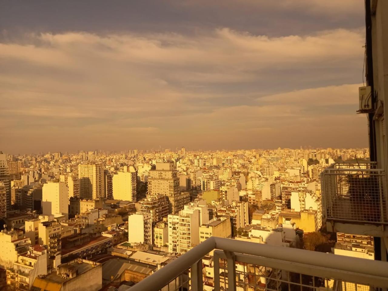 Piso 25 increíble vista de Buenos Aires y el Río de la Plata Exterior foto